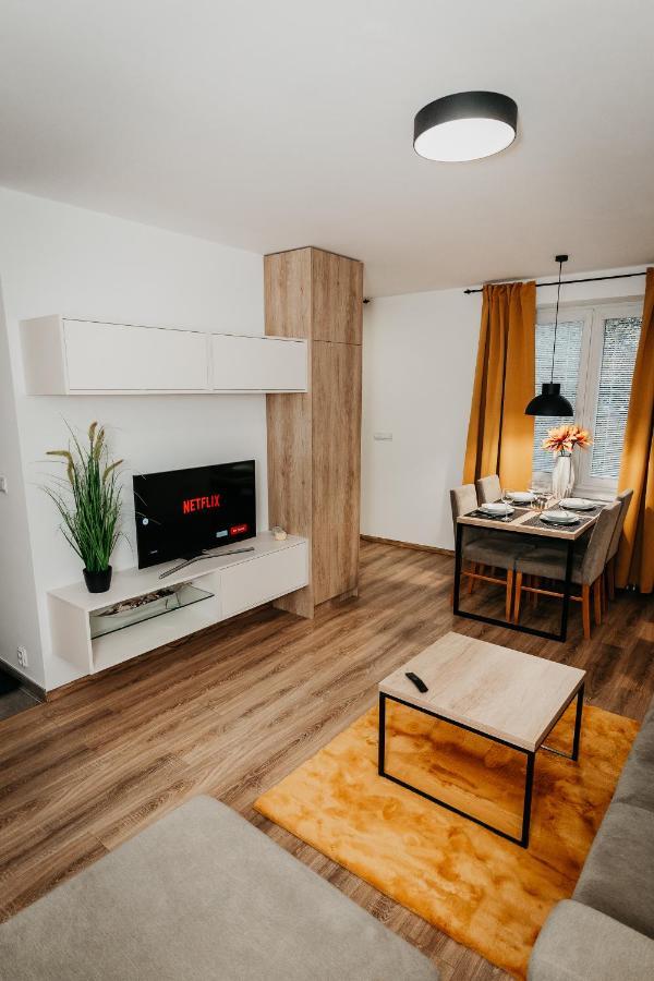Old Town City Center Apartment 2 - Private Parking Included Košice Extérieur photo