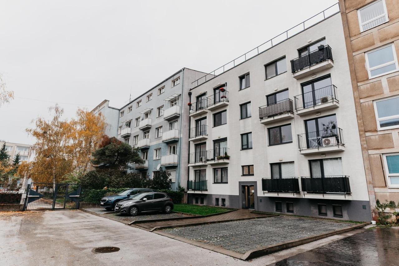 Old Town City Center Apartment 2 - Private Parking Included Košice Extérieur photo