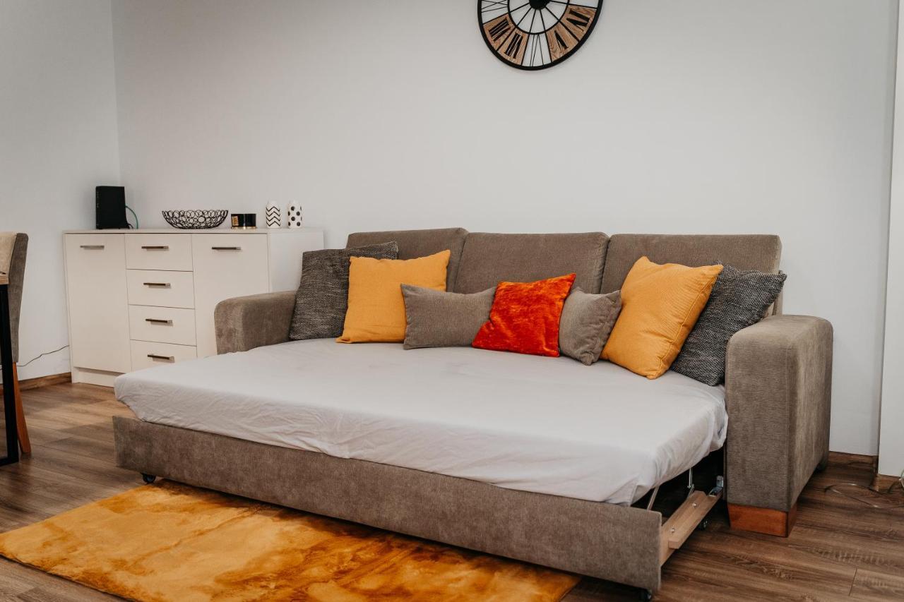 Old Town City Center Apartment 2 - Private Parking Included Košice Extérieur photo
