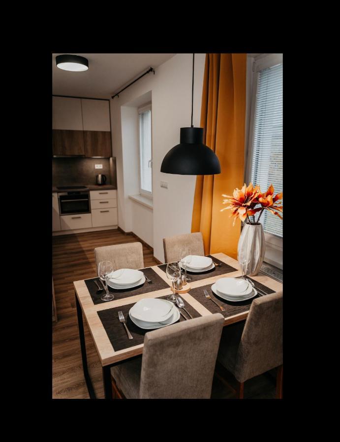 Old Town City Center Apartment 2 - Private Parking Included Košice Extérieur photo