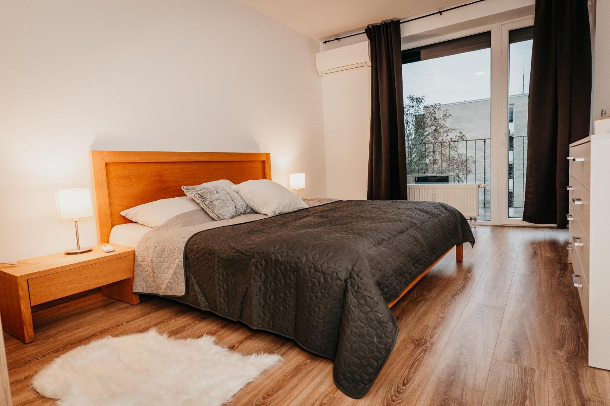 Old Town City Center Apartment 2 - Private Parking Included Košice Extérieur photo